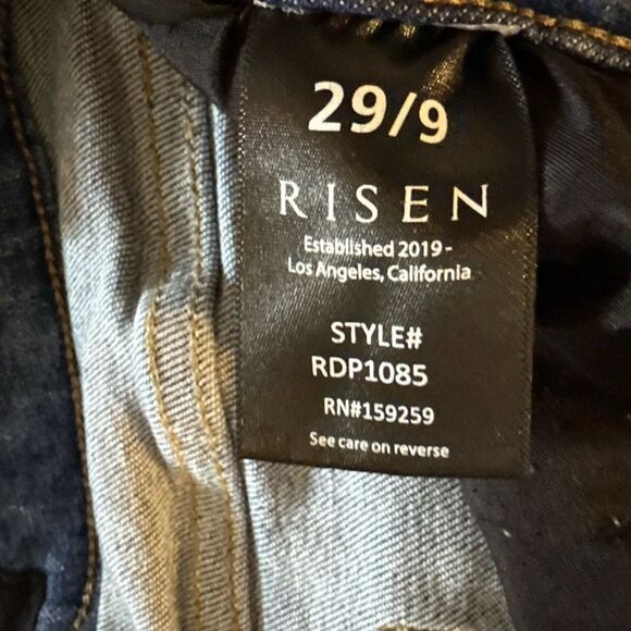 Risen High-Rise Straight Jeans Size 29/9 Blue Denim Raw Hem Frayed Distressed - Picture 8 of 8